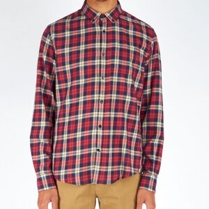 Woolrich Plaid Button Shirt in Red, Mens M